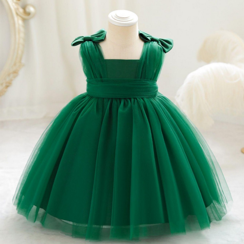Rochie elegantă din tulle verde – grație, stil și culoare pentru fetița ta