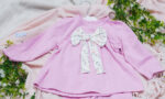 Set roz pentru fetițe din bumbac moale cu fundă florală – set elegant și confortabil pentru primăvară și toamnă