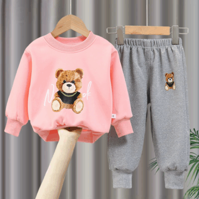 Set Copii – Confort, Stil & Versatilitate