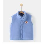 Vestă fleece albastră pentru copii cu guler înalt și capse, moale și călduroasă, cu patch ursuleț brodat