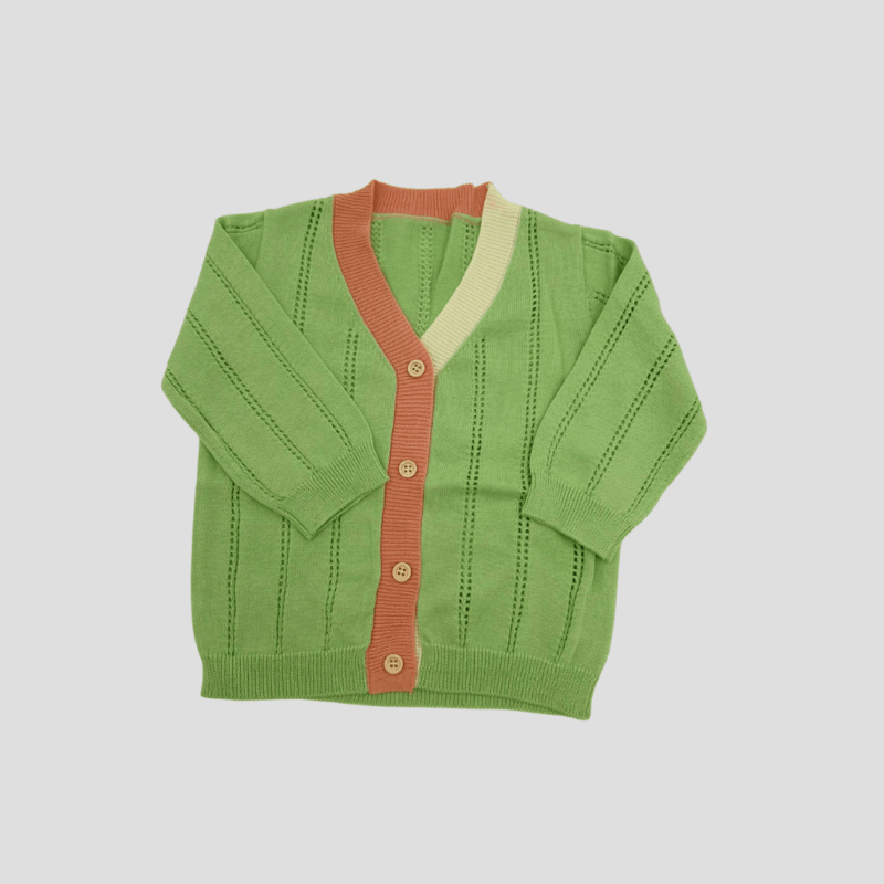 Set tricotat premium pentru fete si baieti , două piese – pulover raglan rosu cu motiv „Sheep” și pantaloni gri cu aplicație