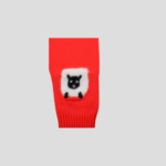 Set tricotat premium pentru fete si baieti , două piese – pulover raglan rosu cu motiv „Sheep” și pantaloni gri cu aplicație