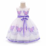 Rochiță satin fetițe cu fundiță și imprimeu fluture – model elegant pentru ocazii speciale