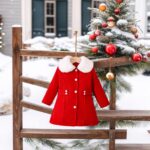 Palton roșu elegant pentru fetițe cu guler de blăniță – Palton călduros iarnă