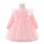 Rochiță Satin Fetițe Roz Pastel cu Mâneci Lungi, Dantelă și Tulle Vapuros – Model Elegant pentru Ocazii Speciale