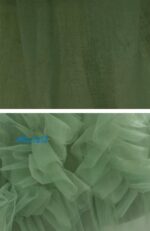 Rochiță Satin Fetițe Verde Mentă cu Tulle Voluminos și Trenă Vaporoasă – Model Elegant pentru Ocazii Speciale