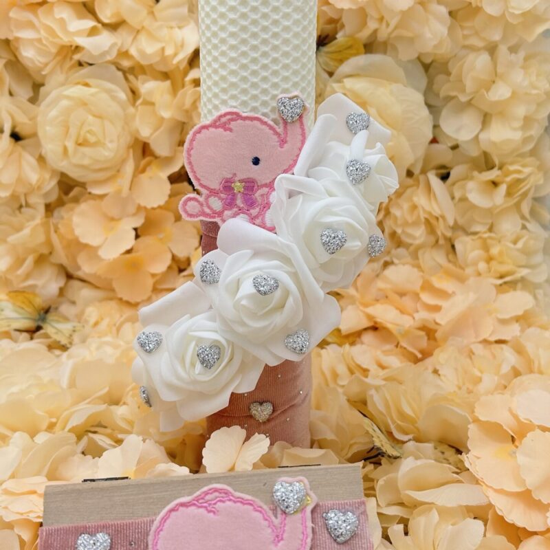Lumanare Botez din Ceara de Albine Tip Fagure Handmade cu Elefant Roz si Flori Albe + Cutie Suvita Asortata