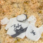 Set Nou-Născut Premium 10 Piese pentru Băieți, 100% Bumbac organic, Model Elegant 0-3 luni