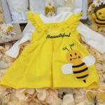 Trusou Botez Albinuță cu Lumânare lucrata manual, Cutie Argintie și Rochiță Tematică 3–6 Luni