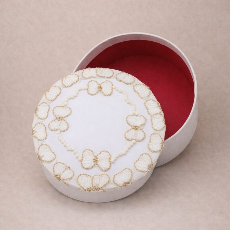 Trusou botez fetiță unicat realizat manual cu rochita 0-3 luni