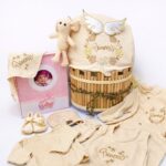 Set cadou nou-născut Princess din bumbac 0–3 luni, cutie din lemn handmade + album foto